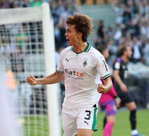 星空入口官网-德天空：板仓滉不是拜仁目标，球员更可能转会英超俱乐部