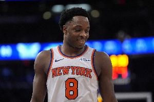 星空体育入口-锡伯杜：阿努诺比攻防两端都很完美 他绝对打出了顶级比赛水准