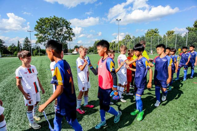 1718913008384032373.jpg 2.jpg